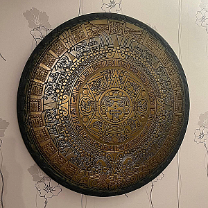 Трафарет - Календарь Майя - Фотография интерьере 1